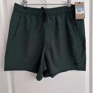 Men’s Nike Dri-Fit 5” Unlined Versatile Shorts